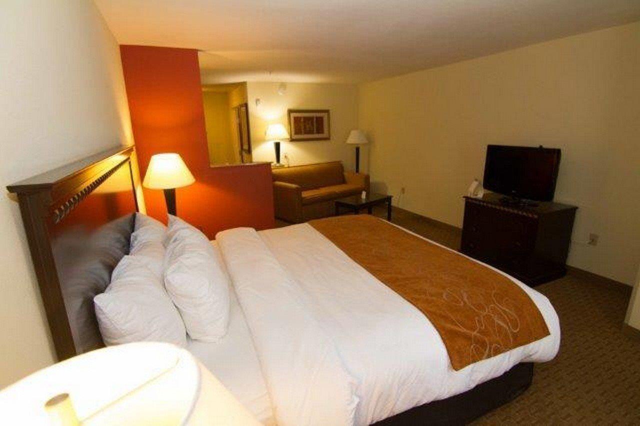 Comfort Suites Cullman I-65 Exit 310 Екстериор снимка