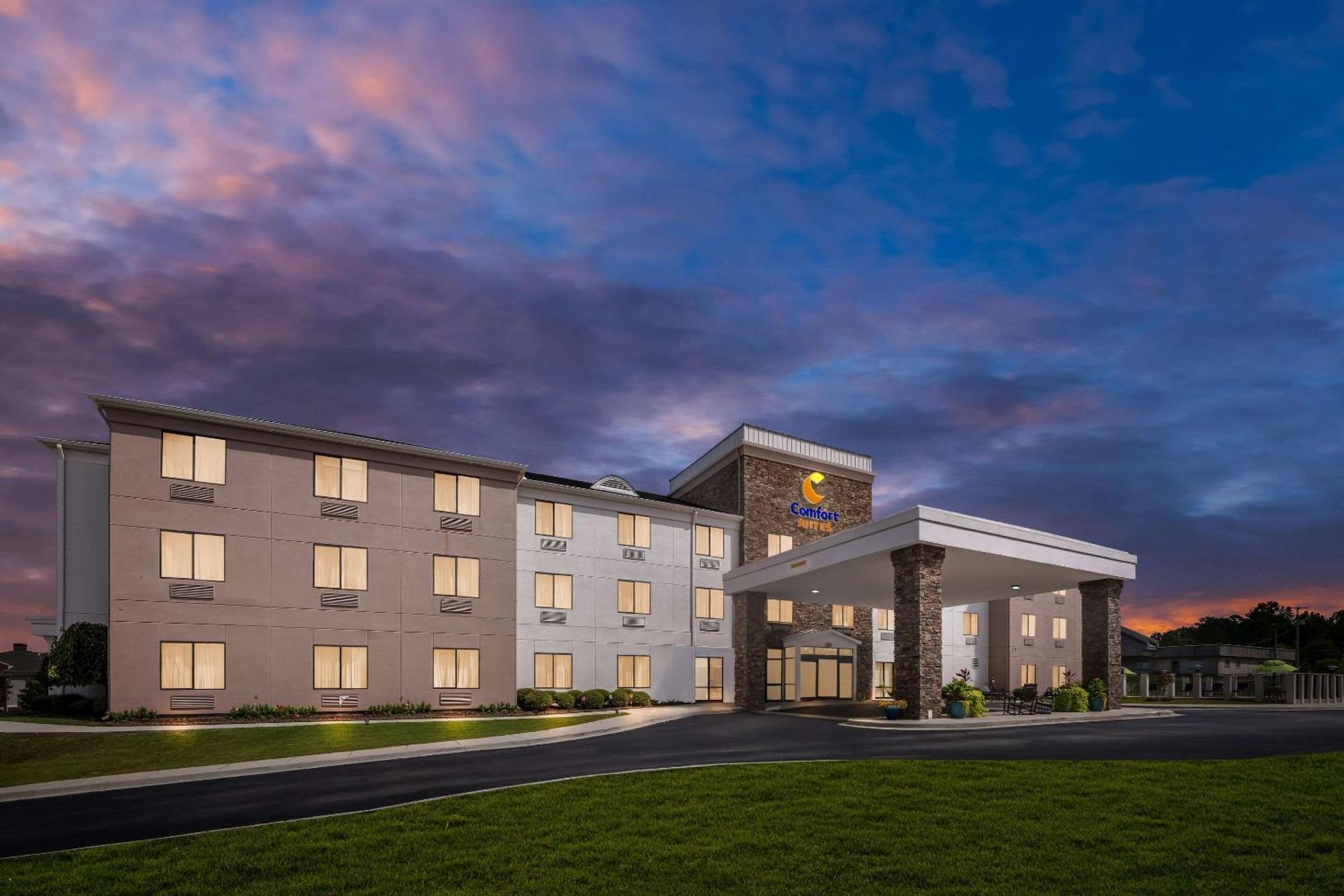 Comfort Suites Cullman I-65 Exit 310 Екстериор снимка