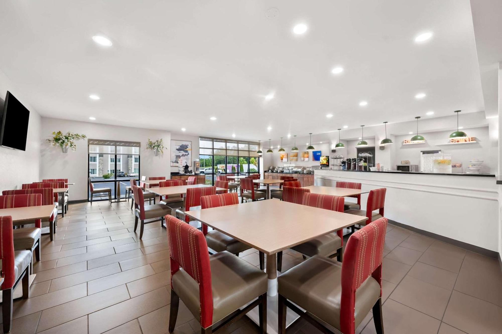 Comfort Suites Cullman I-65 Exit 310 Екстериор снимка