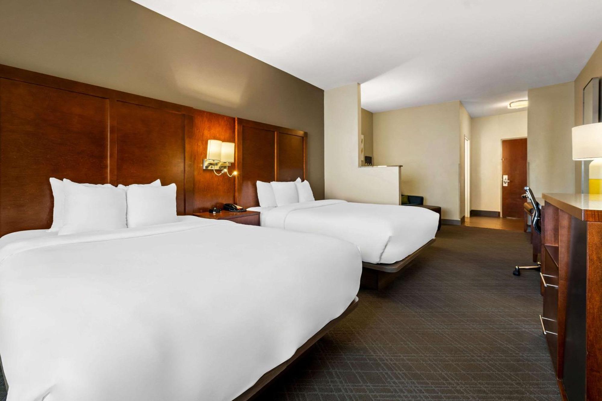 Comfort Suites Cullman I-65 Exit 310 Екстериор снимка