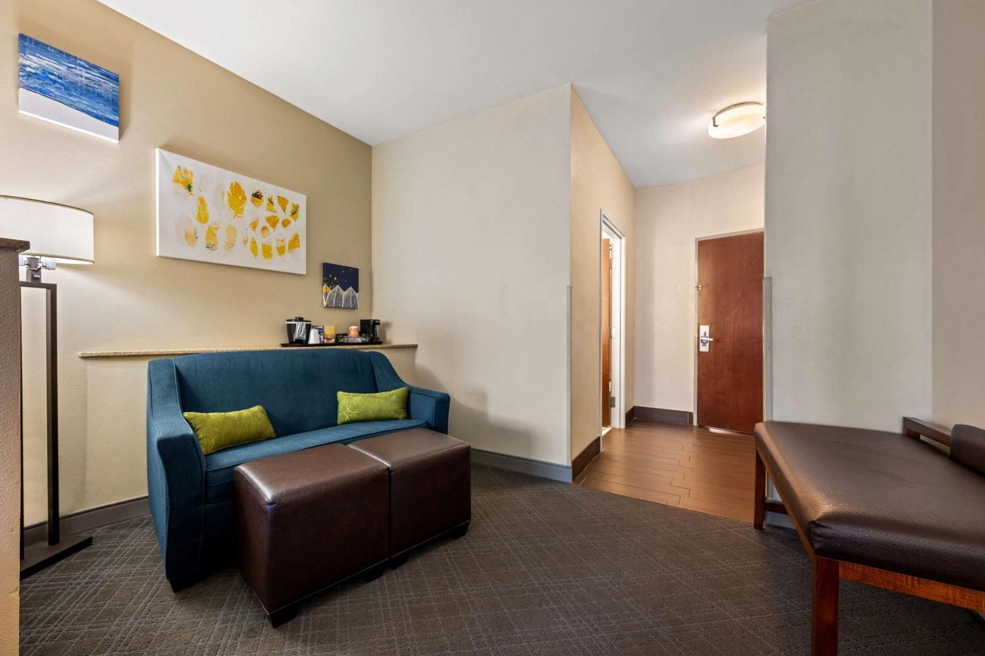 Comfort Suites Cullman I-65 Exit 310 Екстериор снимка