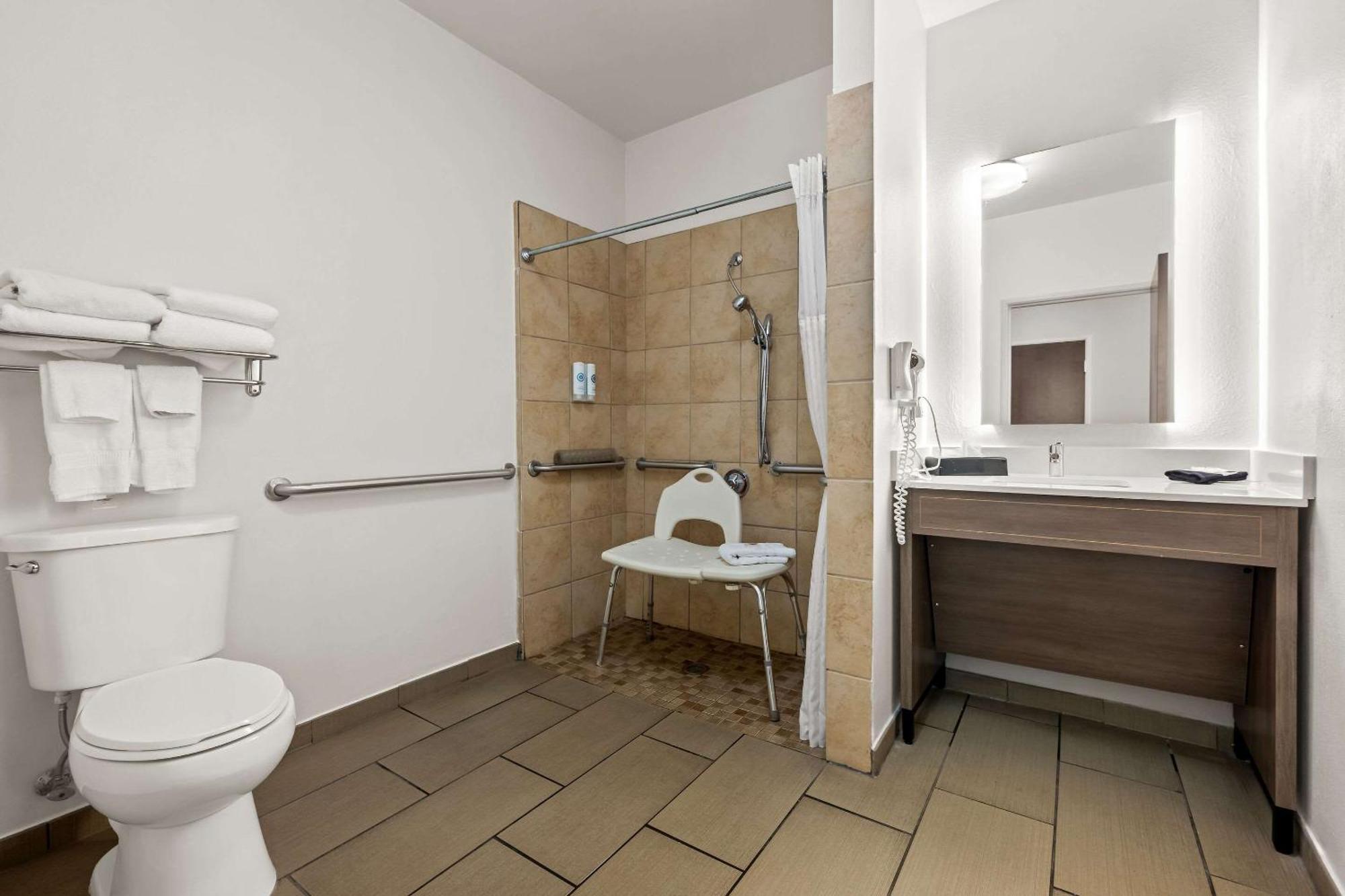 Comfort Suites Cullman I-65 Exit 310 Екстериор снимка