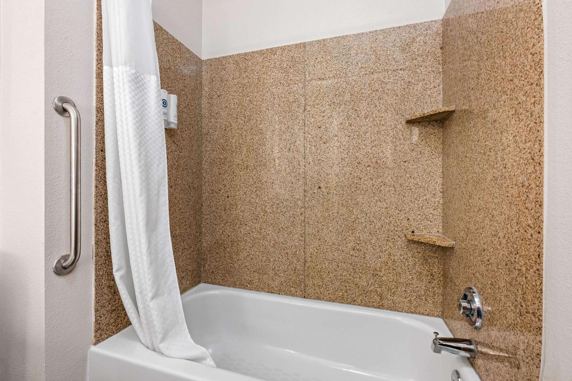 Comfort Suites Cullman I-65 Exit 310 Екстериор снимка
