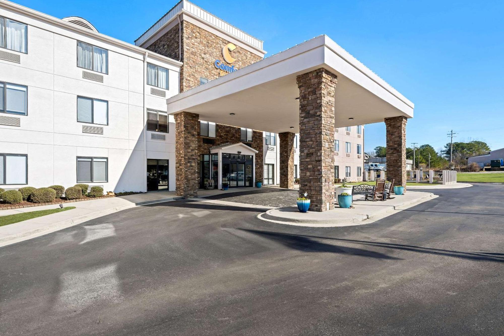 Comfort Suites Cullman I-65 Exit 310 Екстериор снимка